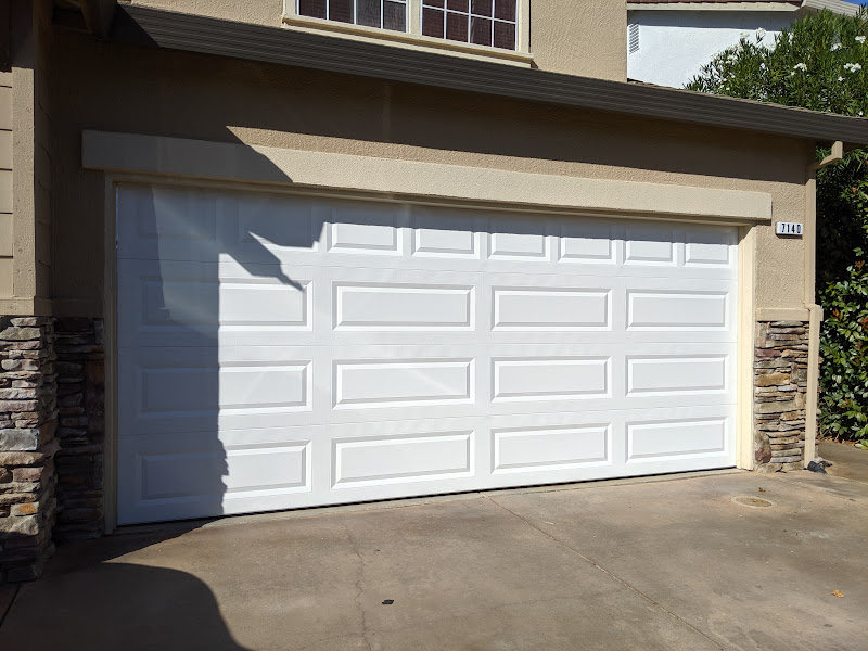 24/7 emergency garage door repairs