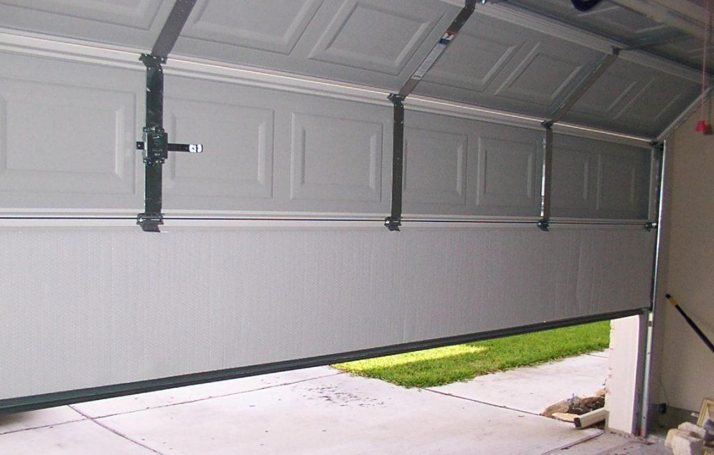 Garage door stuck and not opening