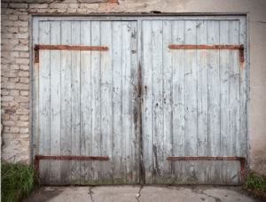 garage door width